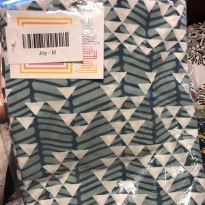 Medium LuLaRoe Joy